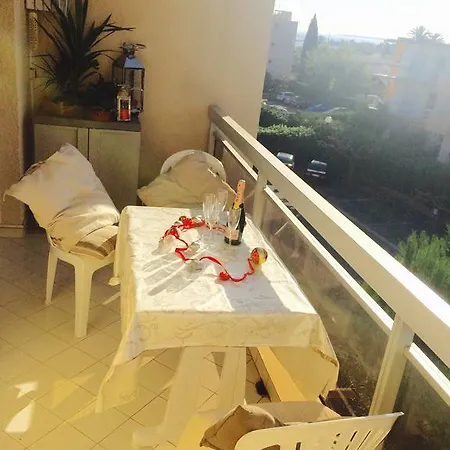 Apartment Plein Soleil Golfe-Juan